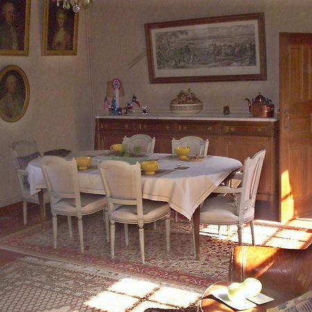 Manoir Du Val Harangt Panzió Mardilly Kültér fotó