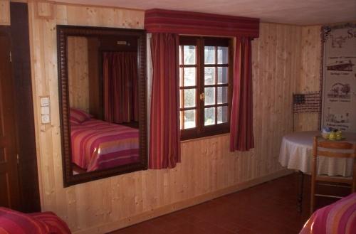 Manoir Du Val Harangt Panzió Mardilly Szoba fotó